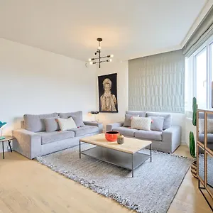 Appartement Diamant 3 Bedroom, Bruxelles